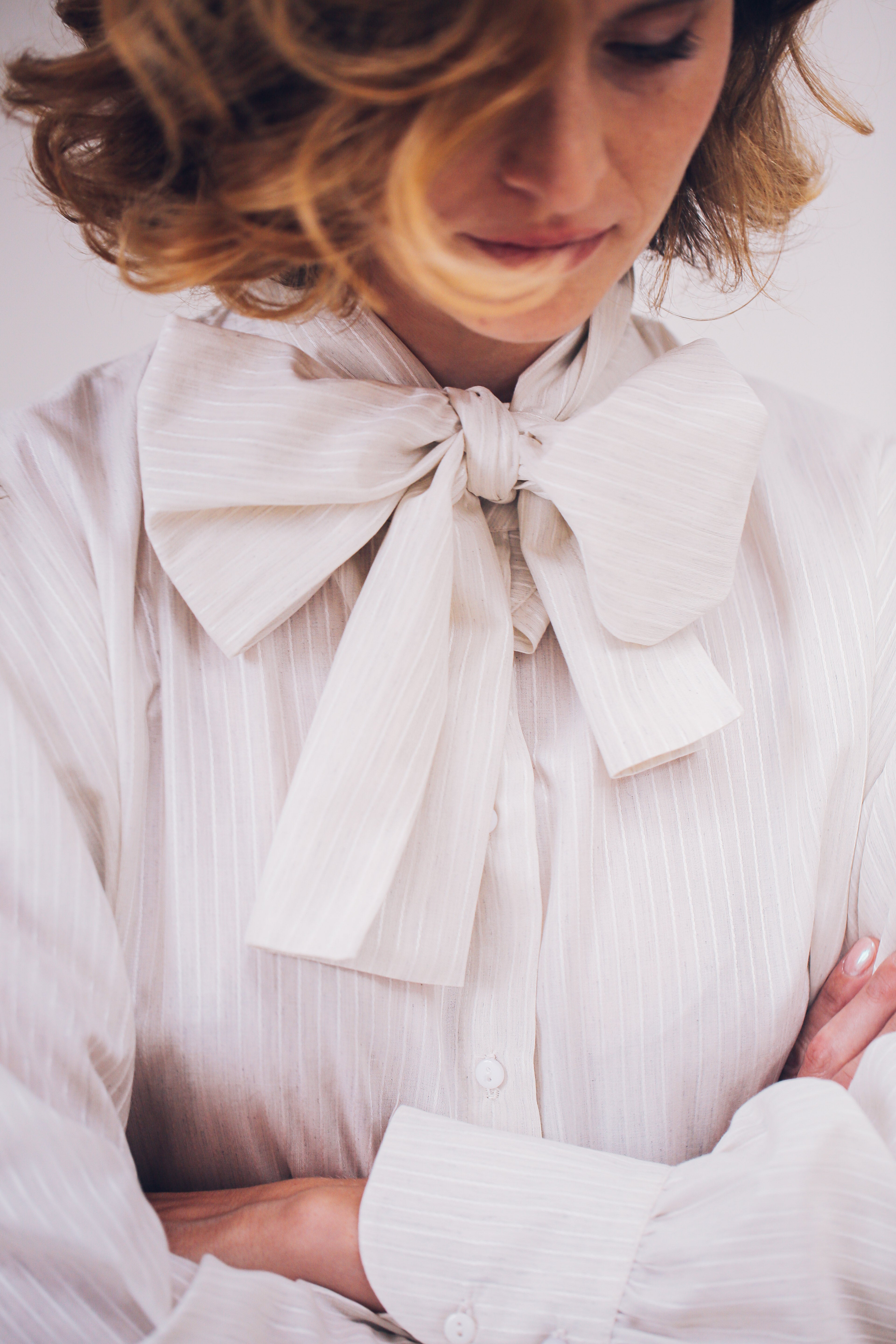 Chemise lavallière écrue